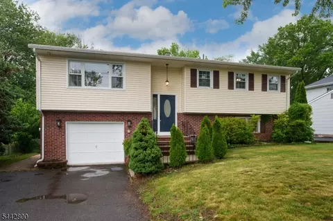 2025 Oak Tree Rd, Edison, NJ 08820