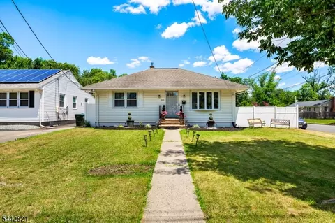 800 N Washington Ave, Dunellen, NJ 08812