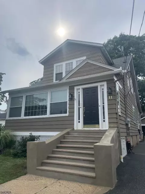 11 Brookwood Dr, Maplewood, NJ 07040