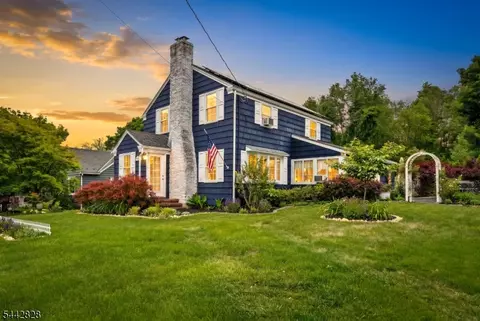 61 Laurel Ave, Kingston, NJ 08528