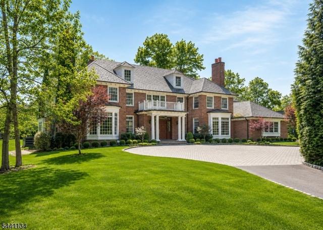 8 Roland Dr, Short Hills, NJ 07078