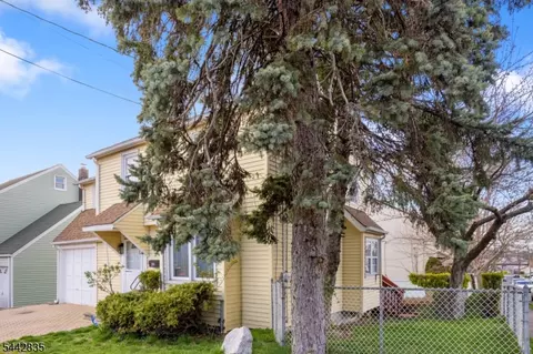 271 Outwater Ln, Saddle Brook, NJ 07663