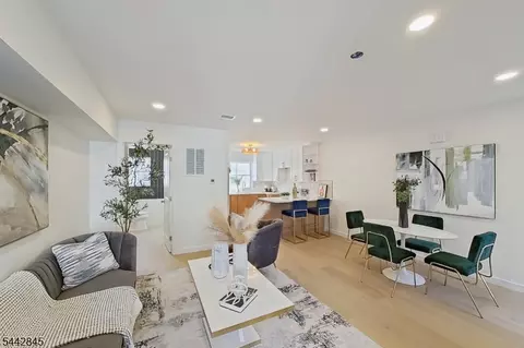 413 Paulison Ave #2, Passaic, NJ 07055