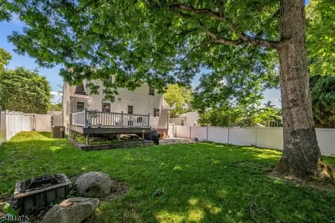 Exterior - 101 Pinecrest Ter, Wayne, NJ 07470 photo 5 of 6