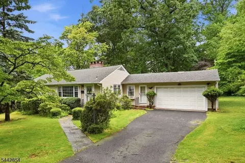 51 Crystal Ave, West Orange, NJ 07052