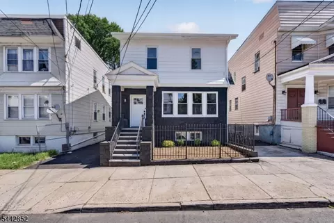 44 Breckenridge Ter, Irvington, NJ 07111