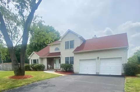 335 Saint Marks Ave, Piscataway, NJ 08854