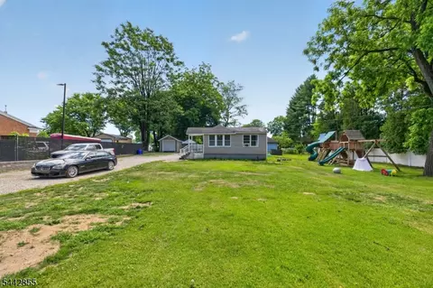 57 Pine Brook Rd, Lincoln Park, NJ 07035