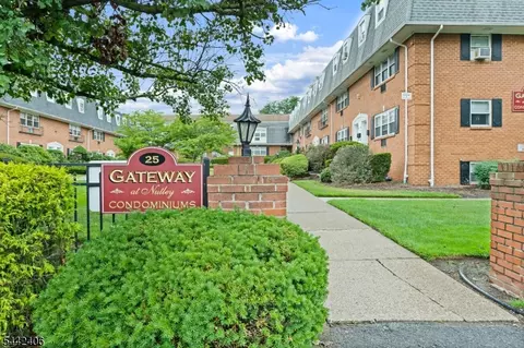 25 River Rd #27, Nutley, NJ 07110