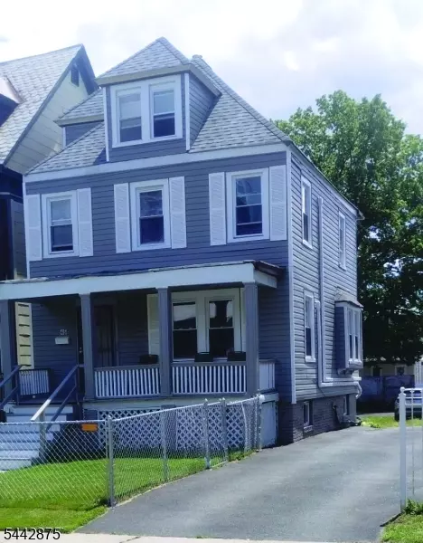 46 Sanford St, East Orange, NJ 07018