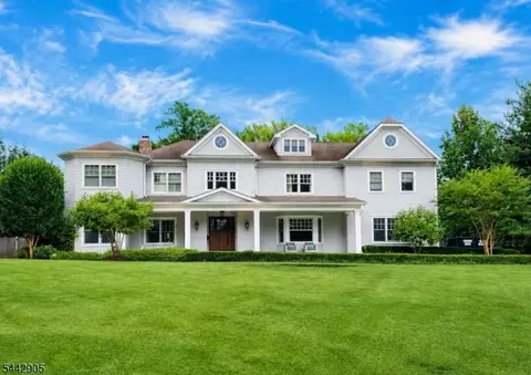6 Breezeknoll Dr, Westfield, NJ 07090