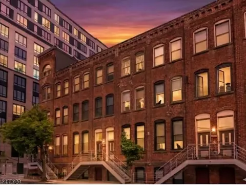 54-60 Mcwhorter St UNIT 105, Newark City, NJ 07105