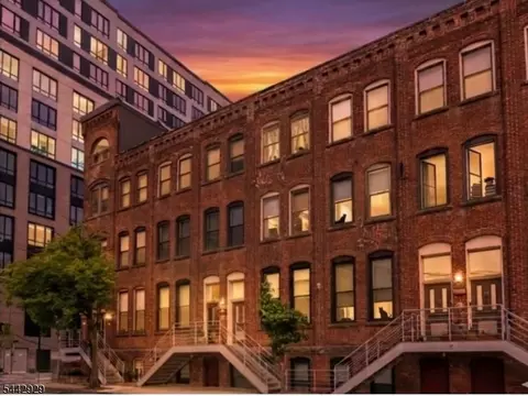 54-60 Mcwhorter St UNIT 105, Newark City, NJ 07105
