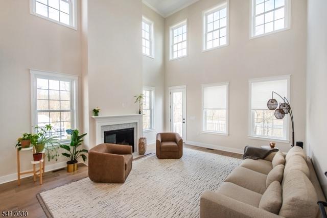 37 Hillandale Dr, Far Hills, NJ 07931
