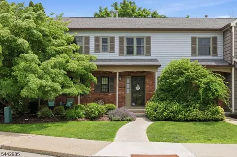 15 Wood Duck Ct #15, Hackettstown, NJ 07840