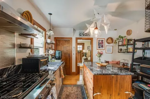 Kitchen - 110 Lyons Pl, Springfield, NJ 07081 photo 3 of 4
