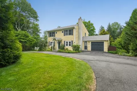 361 North Rd, Chester Twp, NJ 07930