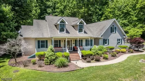 701 Harmony Brass Castle Rd, Phillipsburg, NJ 08865