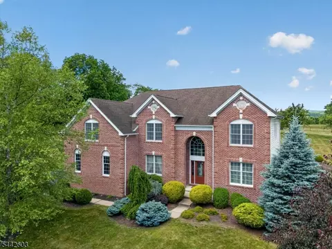 26 High Ridge Ln, Augusta, NJ 07822