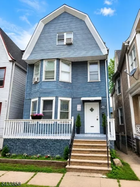 327 Amherst St, East Orange, NJ 07018