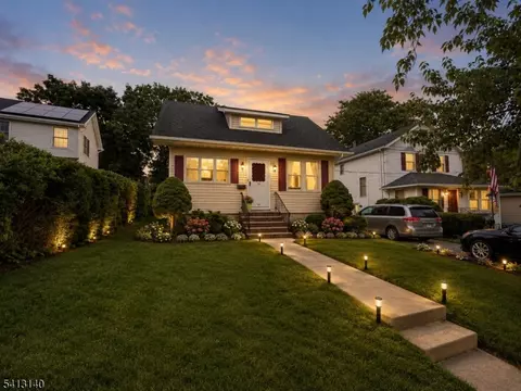 16 Elizabeth Ave, Cranford, NJ 07016