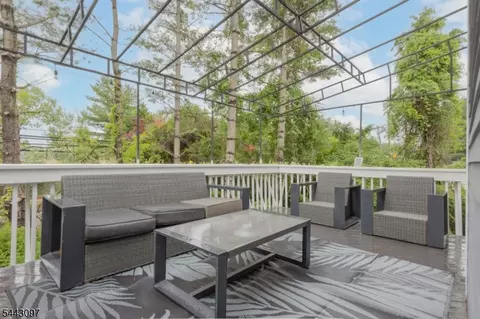 11 Gates Pl, Wayne, NJ 07470 photo 16