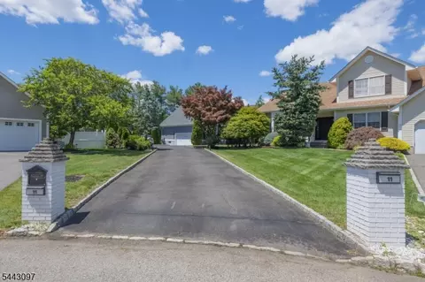 11 Gates Pl, Wayne, NJ 07470 photo 3