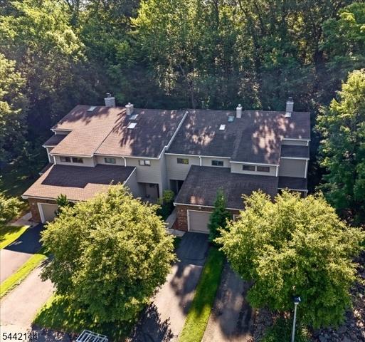 31 Lockley Ct, Wayne, NJ 07470