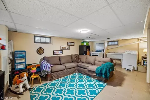 661 Palisade Rd, Union, NJ 07083 photo 28