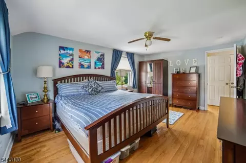 Bedroom - 661 Palisade Rd, Union, NJ 07083 photo 1 of 7
