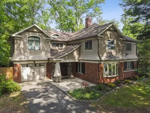 3811 Park Ave, Edison, NJ 08820