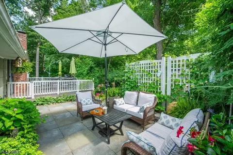 Exterior - 17 Hillcrest Dr, Randolph, NJ 07869 photo 4 of 11