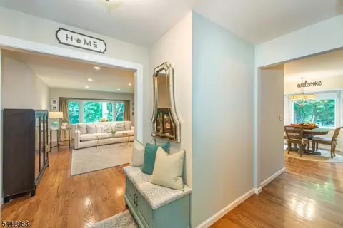 Entry Way - 17 Hillcrest Dr, Randolph, NJ 07869 photo 2 of 2