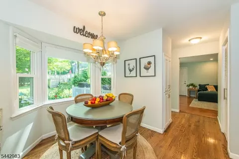 Dining - 17 Hillcrest Dr, Randolph, NJ 07869 photo 4 of 4