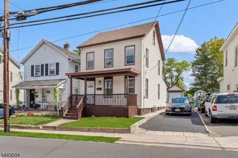 91 S Main St, Milltown, NJ 08850