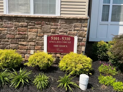 5107 Enclave Cir, Somerset, NJ 08873