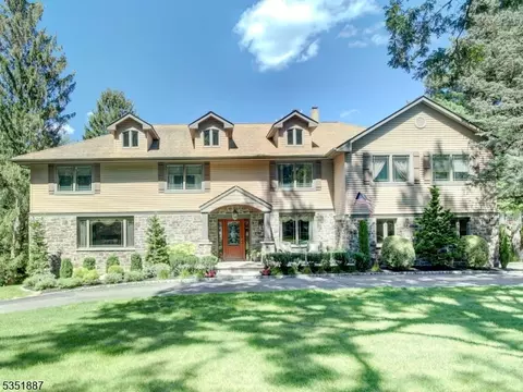 7 Arden Rd, Denville, NJ 07834