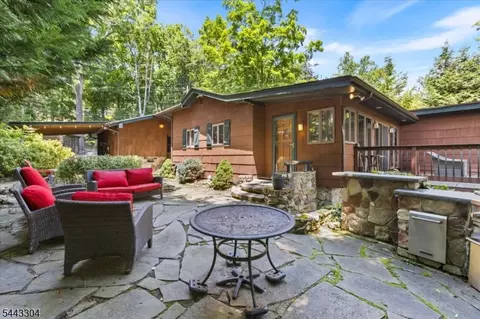 904 End Rd, Newton, NJ 07860