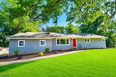 567 Foothill Rd, Bridgewater, NJ 08807