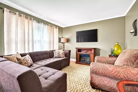 Living - 448 Warfield Rd, North Plainfield, NJ 07063 photo 1 of 3