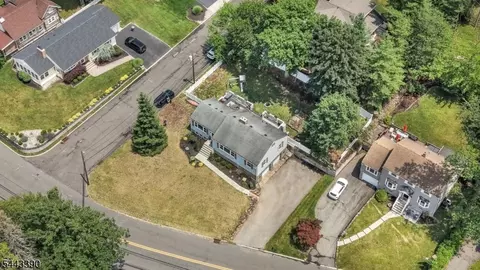48 Lake Dr E, Wayne, NJ 07470 photo 33