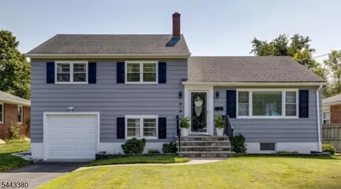 701 Denninger Rd, North Plainfield, NJ 07063