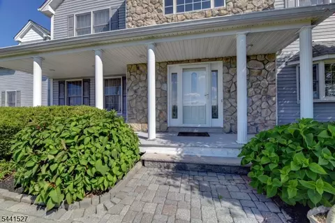 Exterior - 32 Dyer Rd, Wantage, NJ 07461 photo 2 of 6