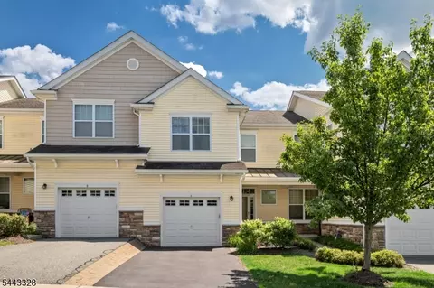6 Alexanders Rd, Allamuchy Twp, NJ 07840