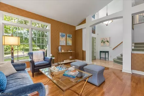 6 Barnstable Rd, Berkeley Heights, NJ 07922 photo 4
