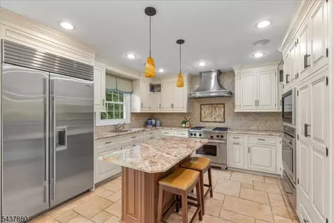 6 Barnstable Rd, Berkeley Heights, NJ 07922 photo 8