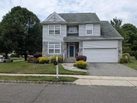 22 Village Square Dr, Asbury, NJ 08802