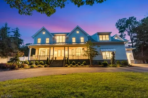 11 Green Way, Old Tappan, NJ 07675