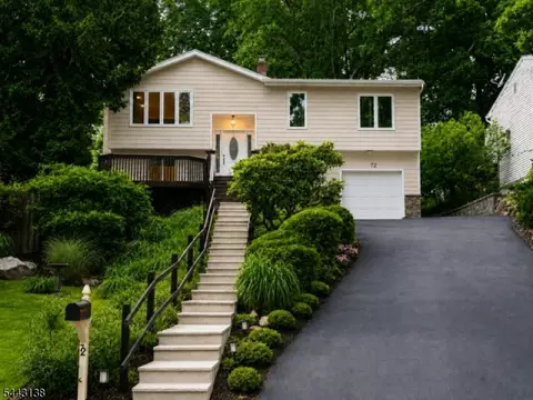 72 W Lake Shore Dr, Rockaway, NJ 07866