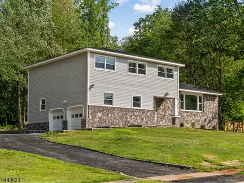 24 Magnolia Ave, Denville, NJ 07834